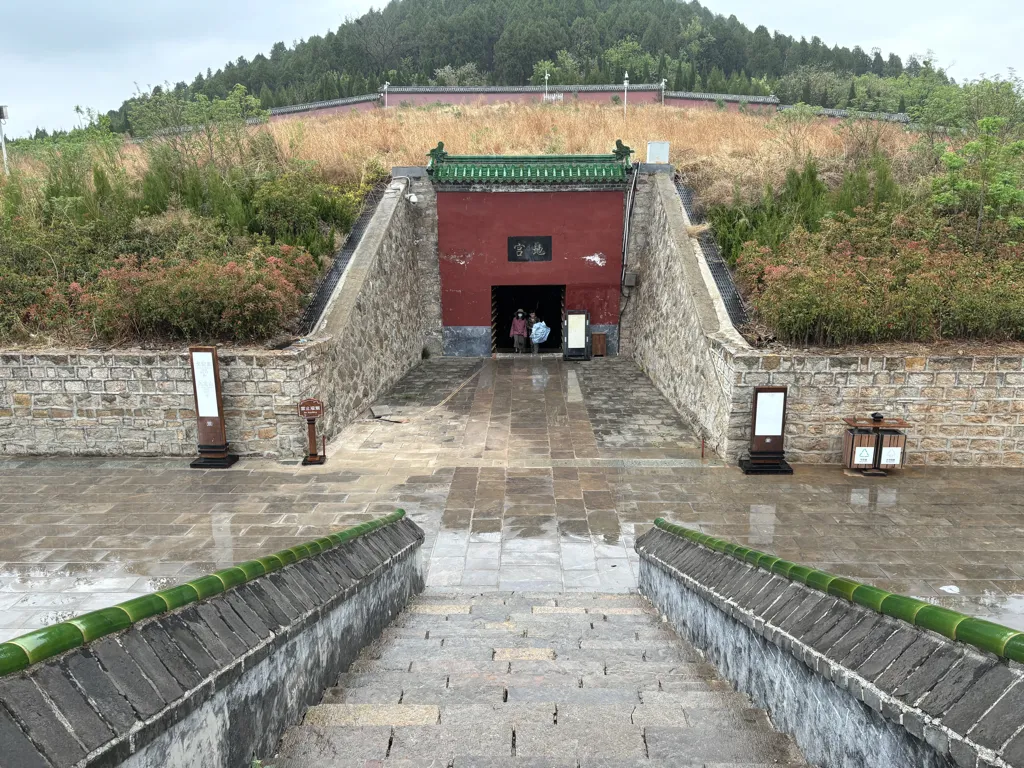 Tomb of King Minglu Underground Palace 1