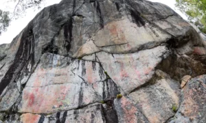 astuvansalmi rock paintings