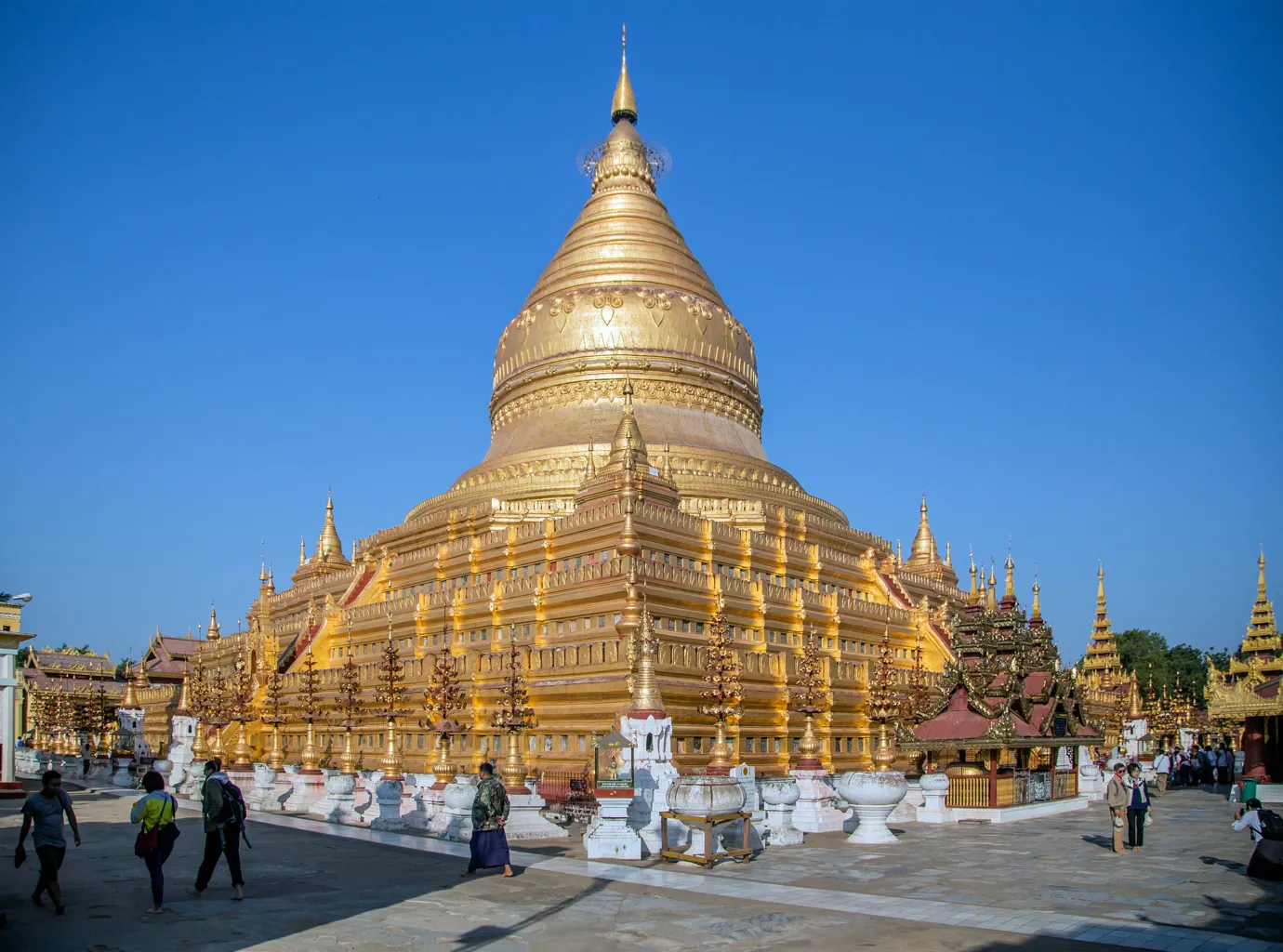 Shwezigon Pagoda | The Brain Chamber