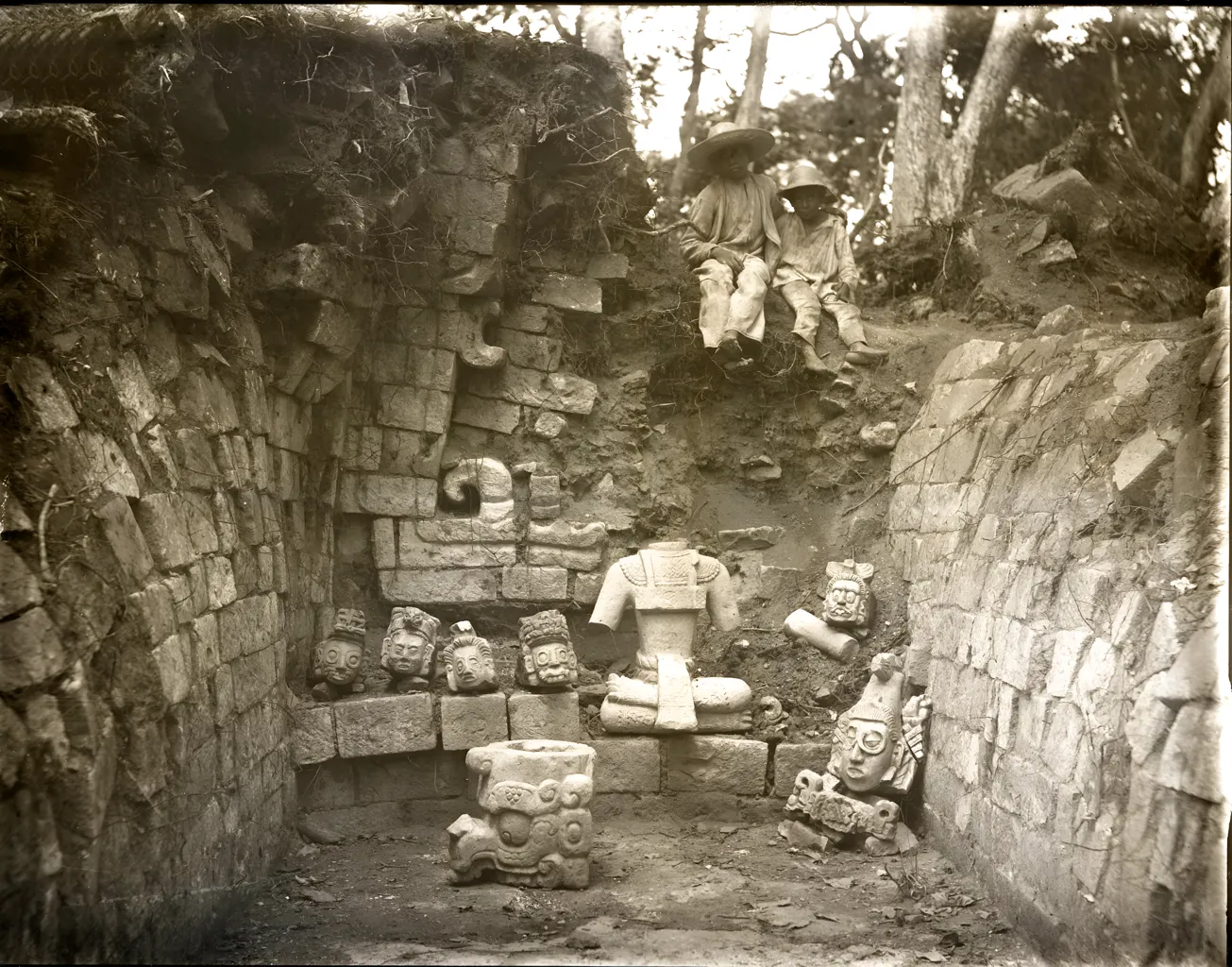 Copan 1890 1891 Alfred Percival Maudslay 14