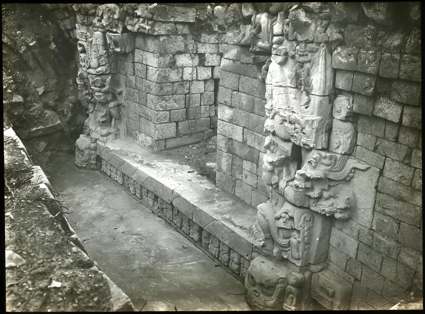 Copan 1890 1891 Alfred Percival Maudslay 5