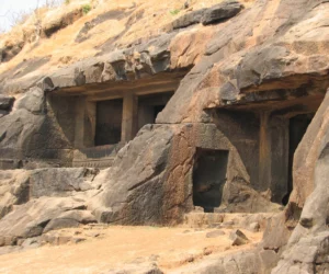 Kuda Caves 3