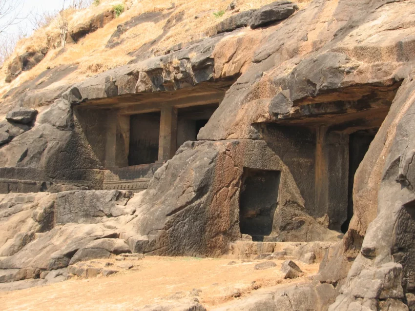 Kuda Caves 3