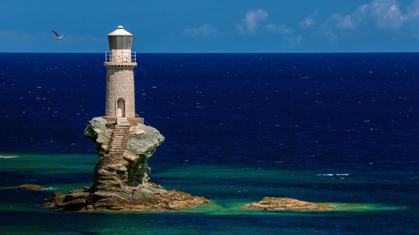 Tourlitis Lighthouse 5