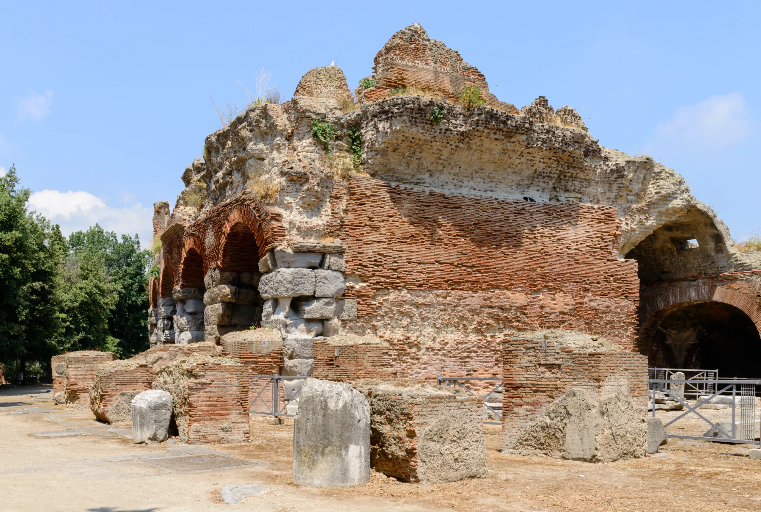 Flavian Amphitheater (Pozzuoli) 6