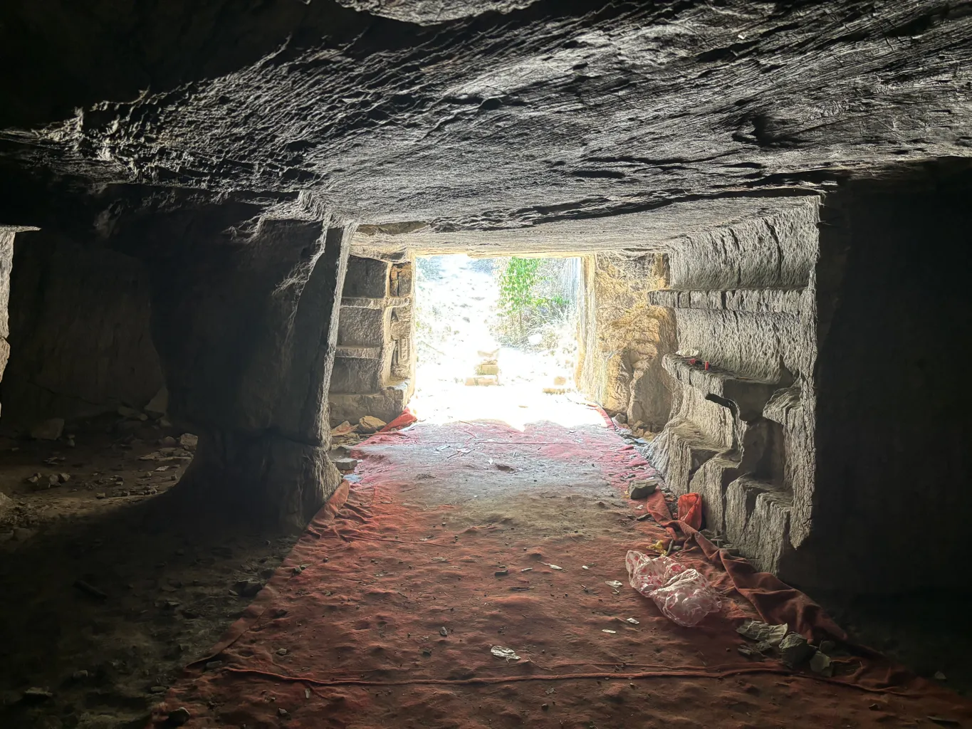 Huan Tui Stone Chamber Tomb 14