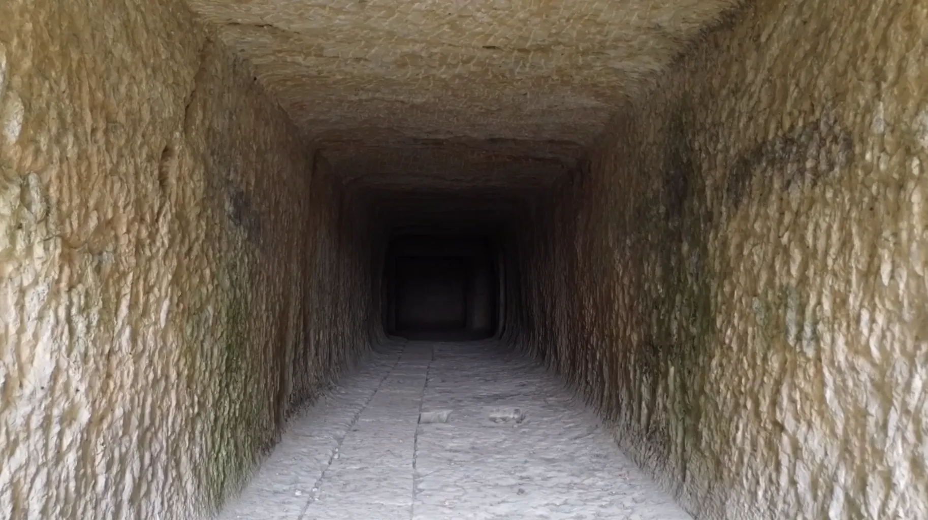 Juilong Cliff Tombs Inside 1