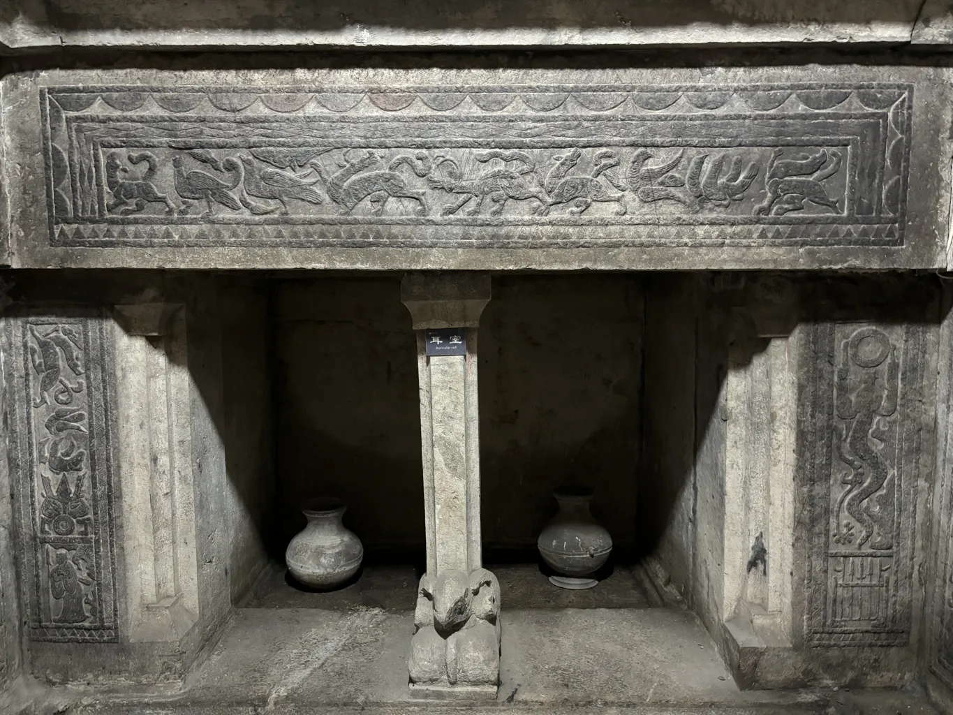 Baiji Han Tomb 18