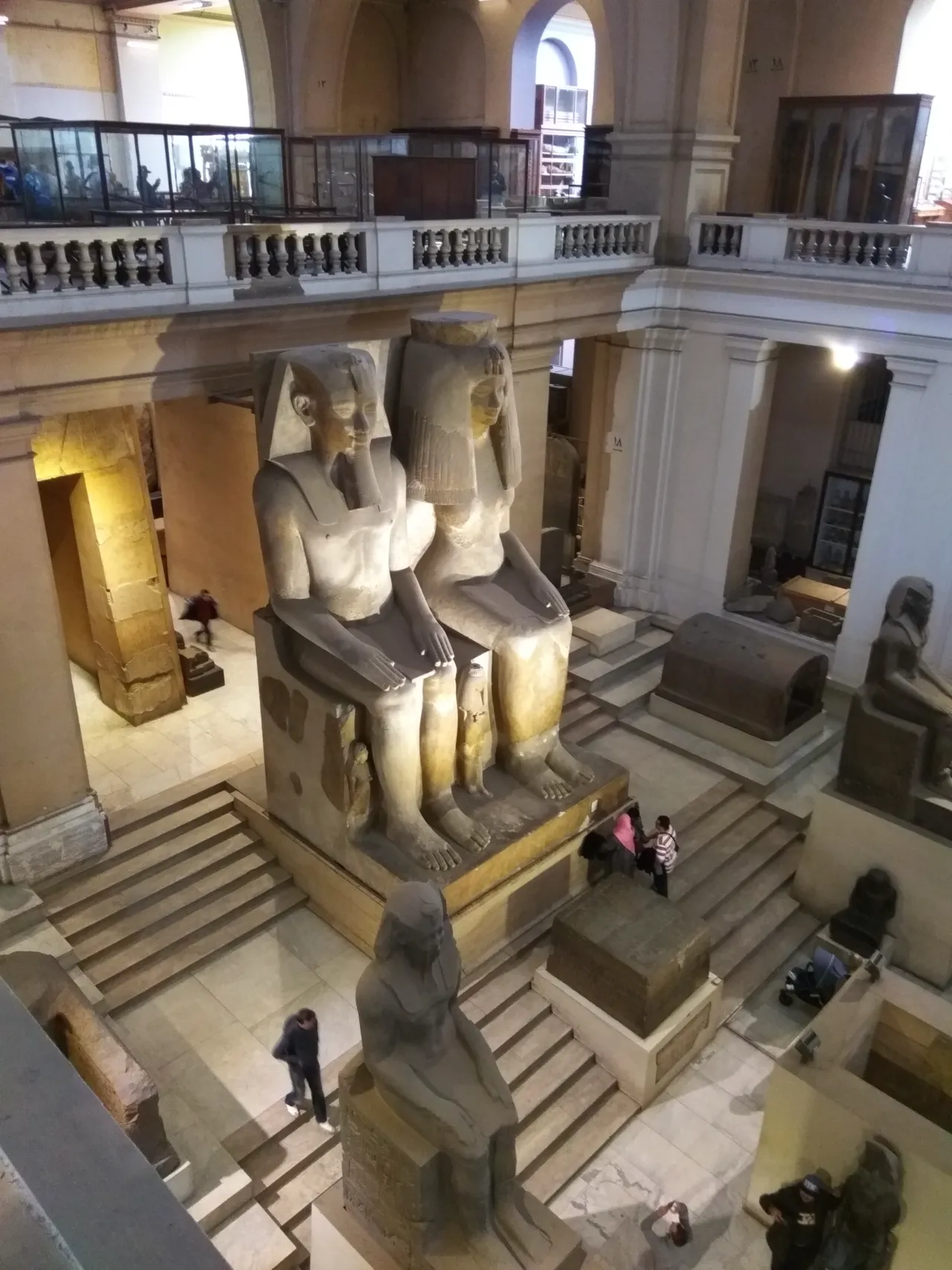 Colossal statue of Amenhotep III and Tiye 6