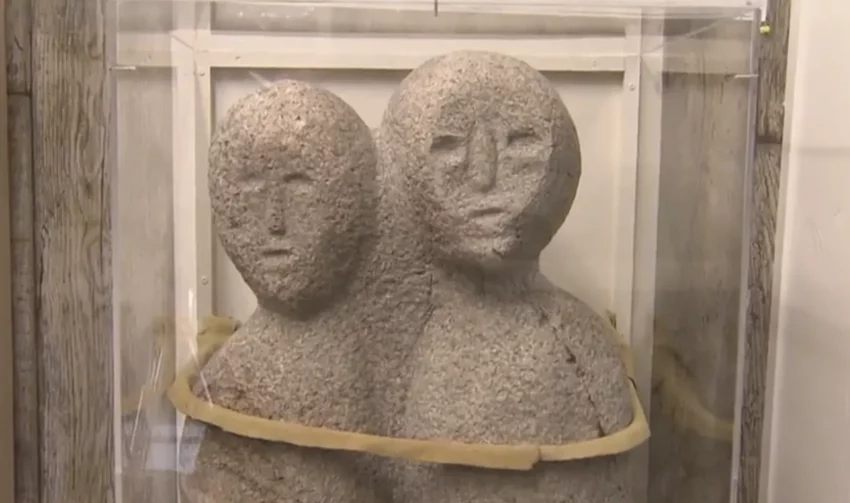 moon eyed people stone effigy 1