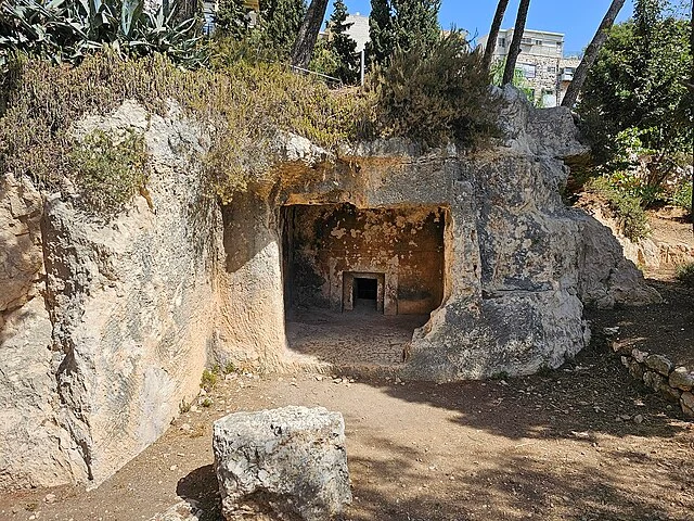 Archaeological Discoveries of Tombs of the Sanhedrin