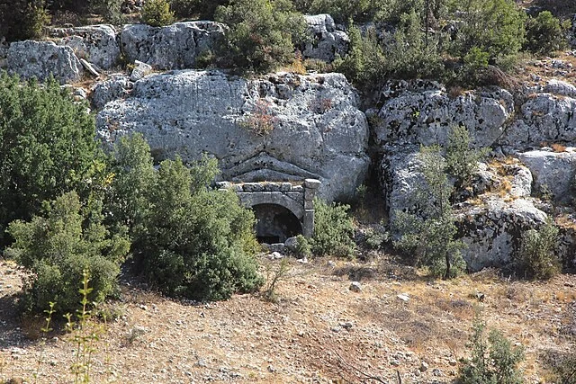 Archaeological Features of Tapureli