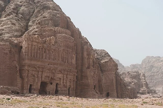 Archaeological Findings of Palace Tomb