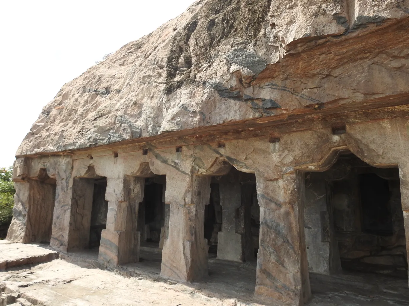 Mamandur rock cut caves 3