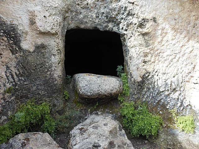 Architectural Features of Necropolis of Su Crucifissu Mannu