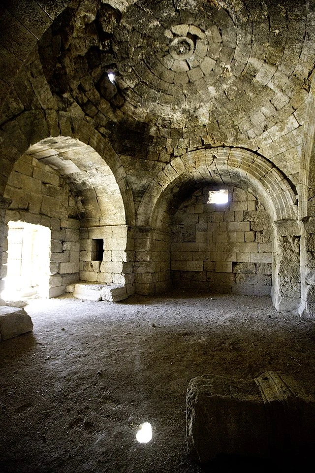 Architectural Features of Nujais Shrine