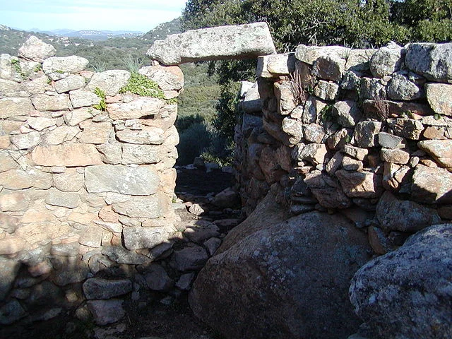 Location and Structure of Casteddu di Tappa