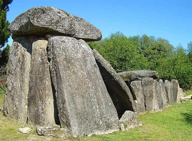 Structure and Layout of Dolmen of Cunha Baixa