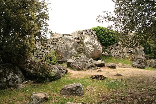 The Bronze Age Fortification of Cucuruzzu