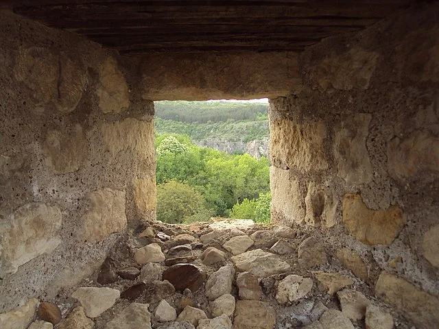 Architectural Features of Cherven Fortress