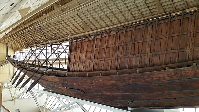 Construction and Design of The Khufu Ship