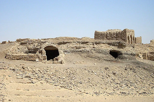 Funerary Practices and Christian Symbolism of El-Bagawat Necropolis