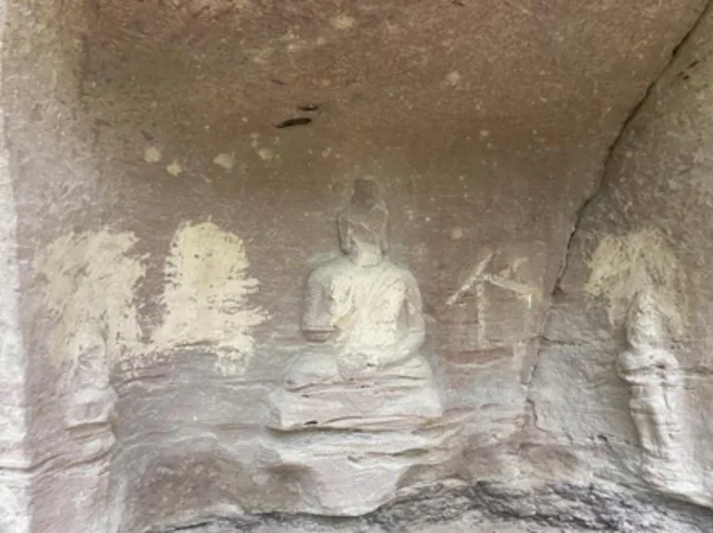 Historical Background of Baoquansi Caves