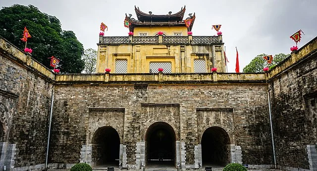 Historical Background of Imperial Citadel of Thăng Long