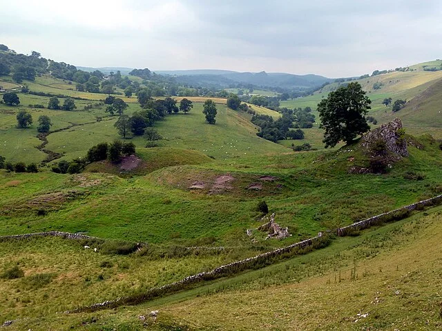 Historical Background of Pilsbury Castle