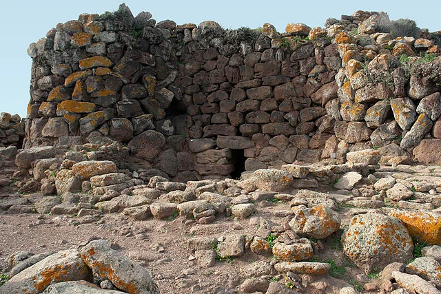 Historical Context of Nuraghe Arrubiu