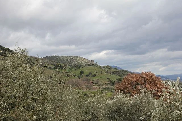 Historical Context of Nuraghe Orolio