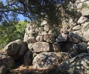 Nuraghe Majori