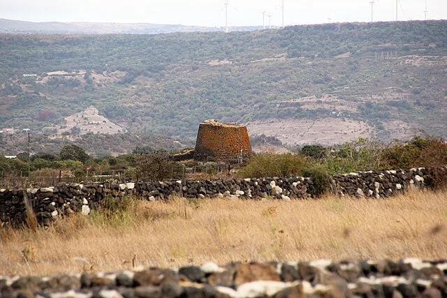 Nuraghe Oes