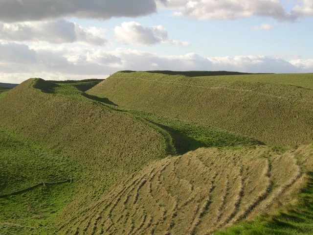 Structure and Features of Maiden Castle Dorset