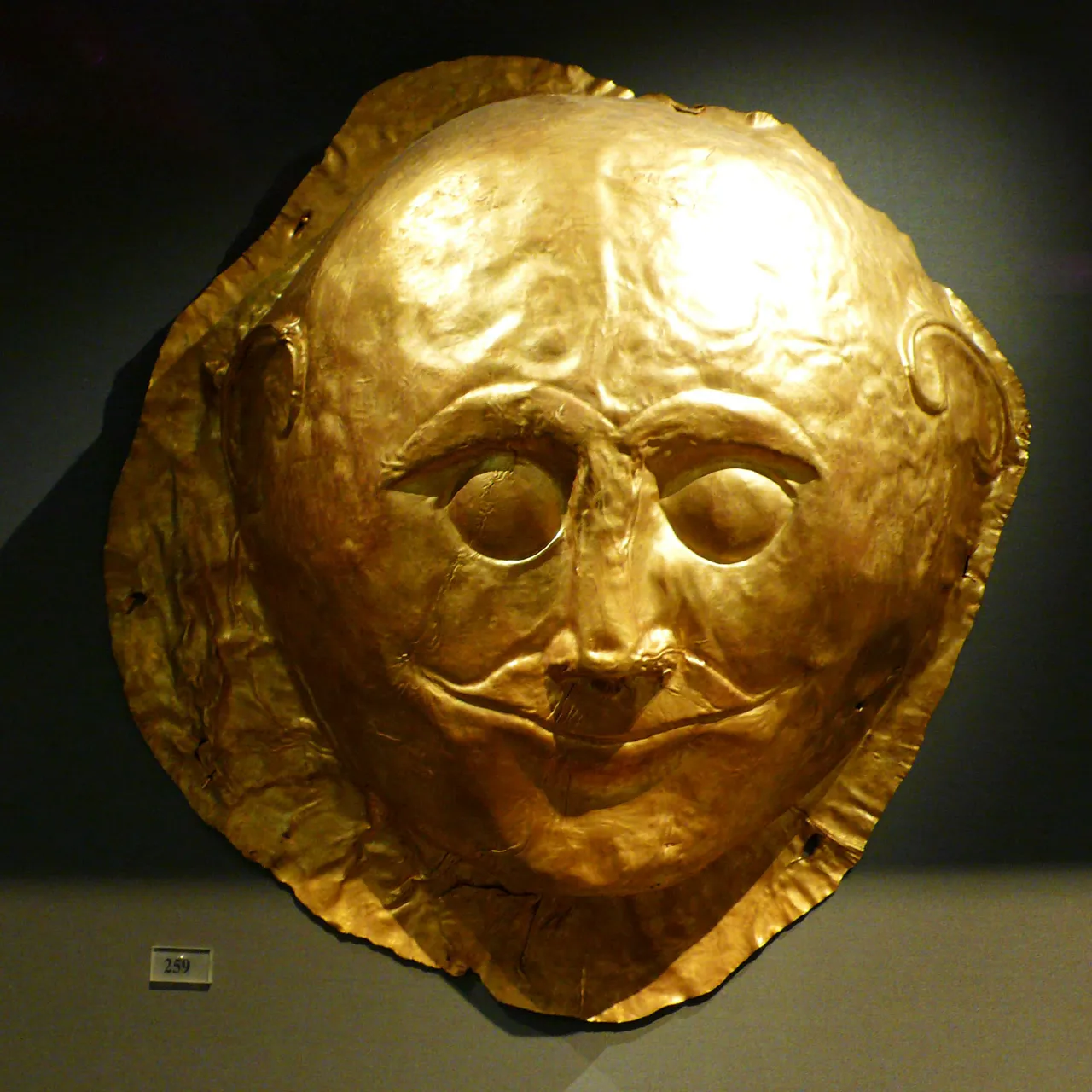 The Death Masks of Mycenae 17