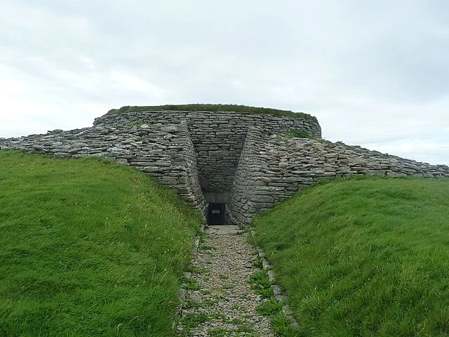 Accessibility and Preservation of Quoyness Chambered Cairn