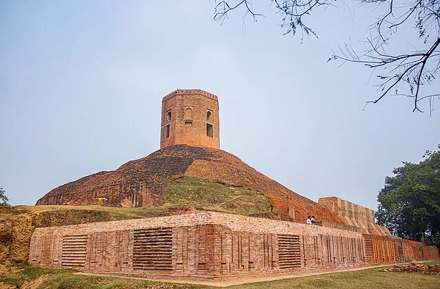 Architectural Features of Chaukhandi Stupa