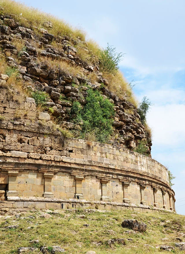 Architectural Features of Mankiala Stupa