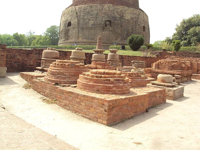 Architectural Features of Dhamek Stupa