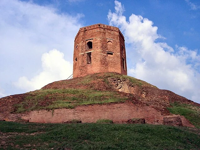 Chaukhandi Stupa