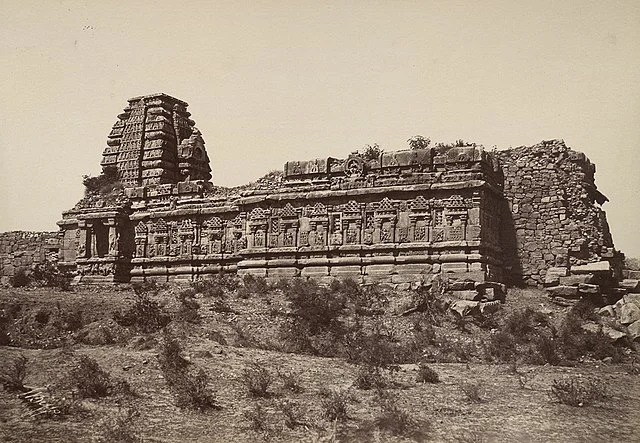 Construction and Layout of Papanatha Temple