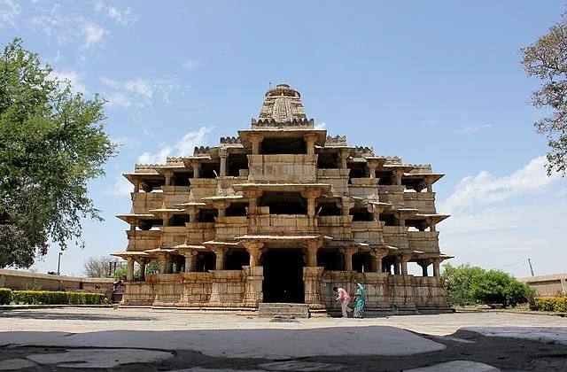 Cycles of Destruction and Reconstruction of Somnath Temple