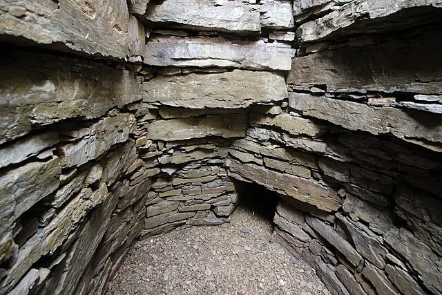 Excavations and Findings of Wideford Hill Cairn