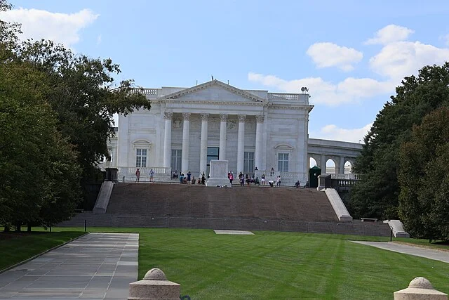 Features of the Tomb of the Unknown Soldier