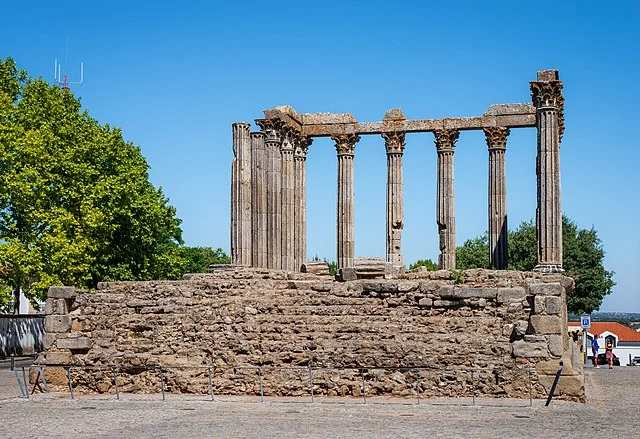 Historical Background of Roman Temple of Évora