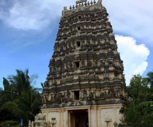 Maviddapuram Kandaswamy Temple