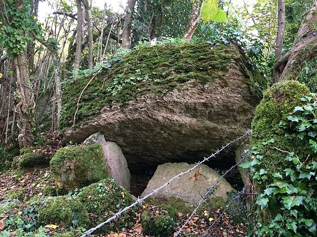 Structure and Features of Meehambee Dolmen