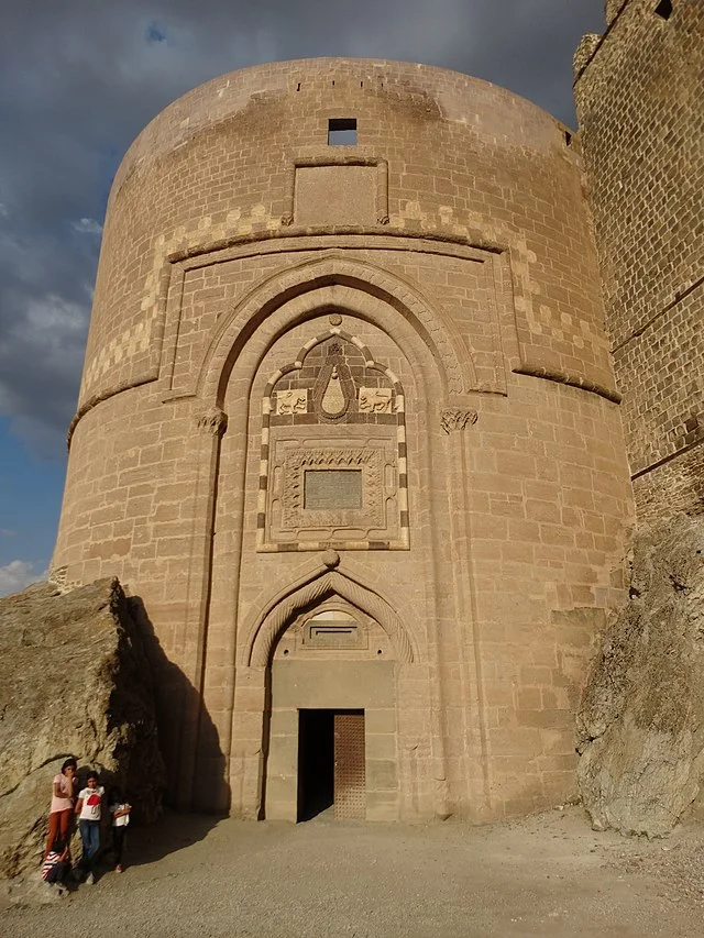 Symbolism and Inscriptions of Hoşap Castle