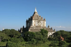 Thatbyinnyu Temple