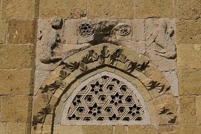 Architectural Features of Hudavent Hatun Tomb